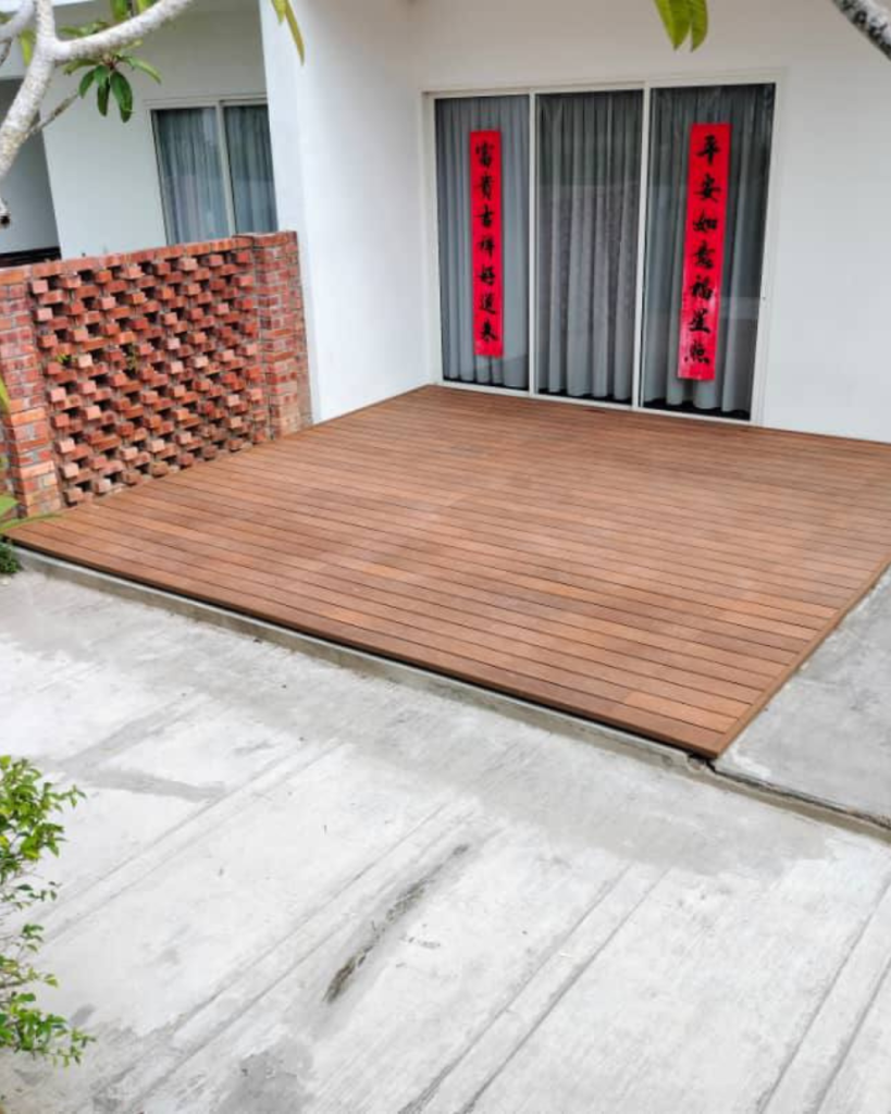 Decking 10