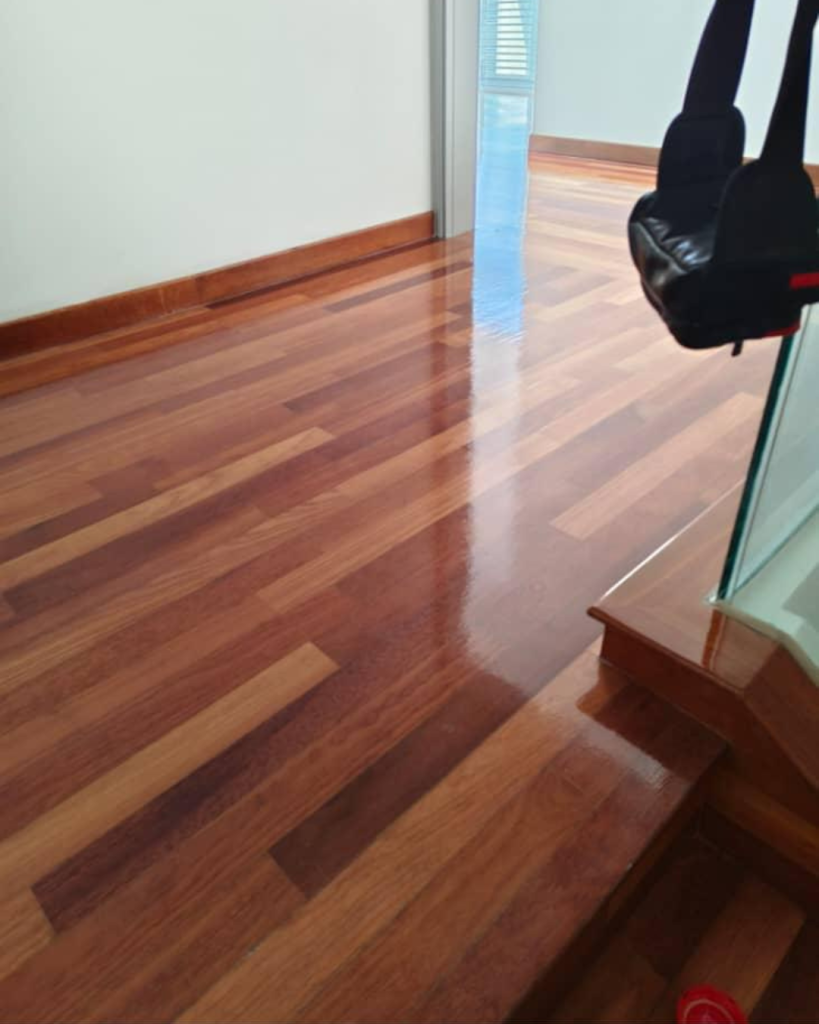 Solid Wood 10