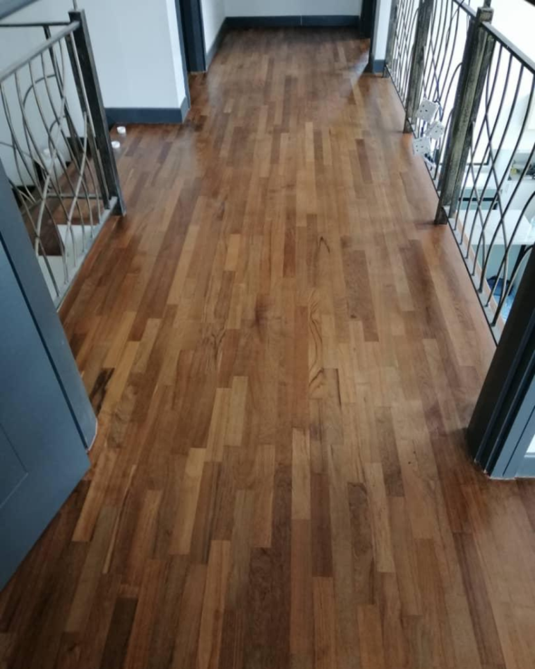 Solid Wood 4