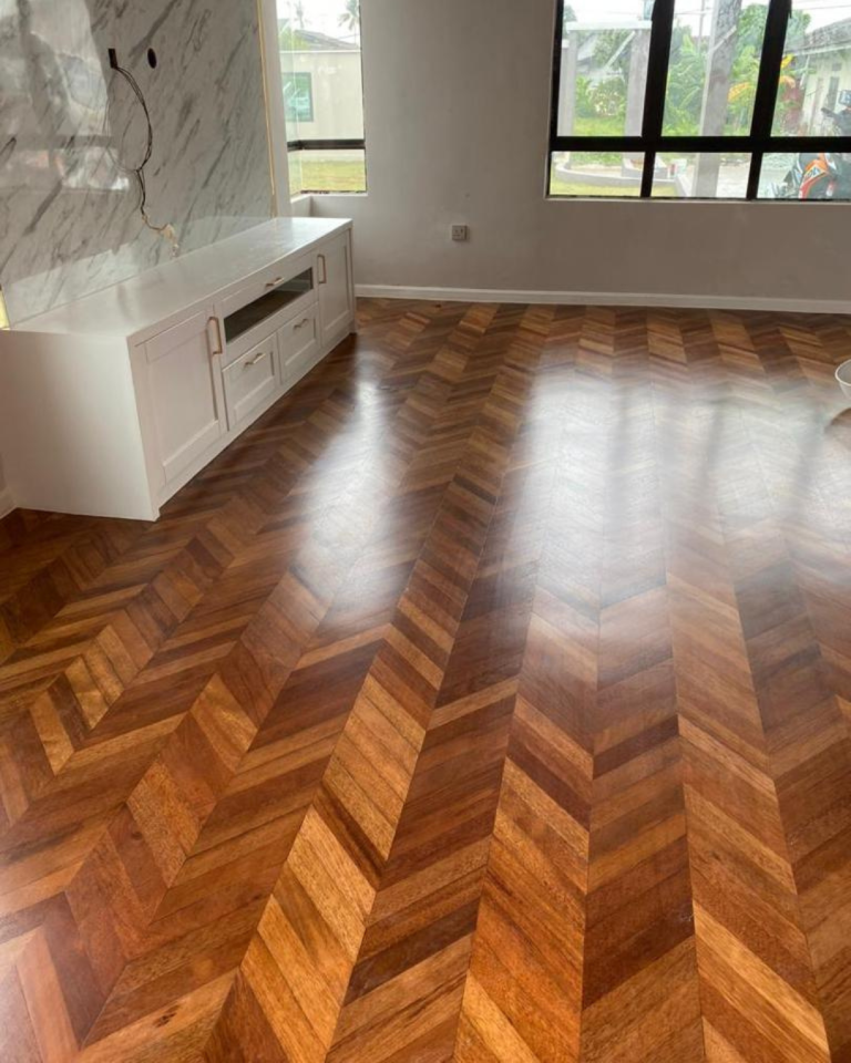 Solid Wood 5